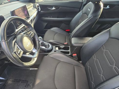 Used 2023 Kia Forte GT-Line w/ GT-Line Premium Package image 20