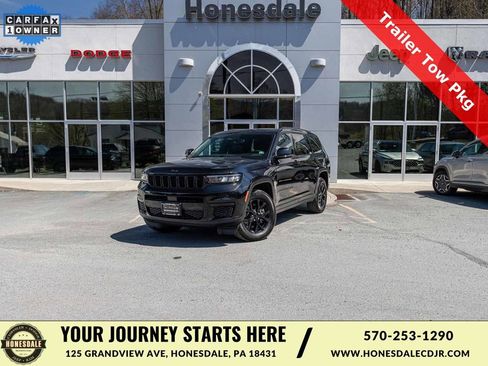 Used 2024 Jeep Grand Cherokee L Altitude image 1