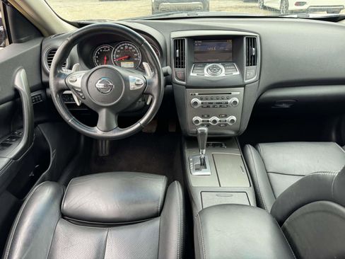 Used 2014 Nissan Maxima 3.5 SV w/ Sport Package FWD image 11