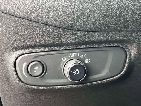 Used 2022 Chevrolet Equinox LT AWD/4WD image 20