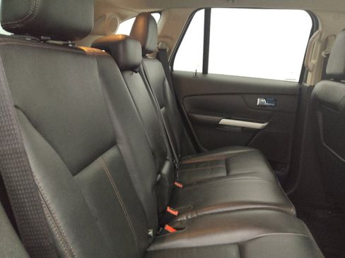 Used 2014 Ford Edge Limited FWD image 19
