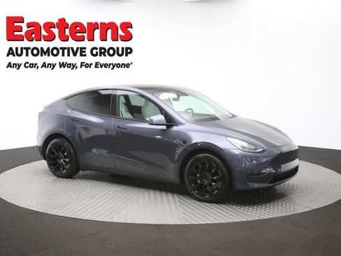 Used 2021 Tesla Model Y Long Range AWD/4WD image 42