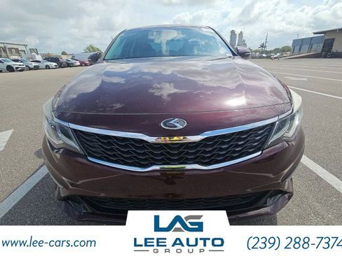 Used 2020 Kia Optima LX image 3