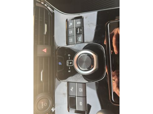 Used 2024 Toyota bZ4X Limited w/ Weather Package image 7