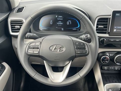 New 2026 Hyundai Venue SEL FWD image 23