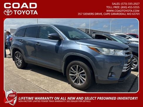 Used 2019 Toyota Highlander XLE AWD/4WD image 1