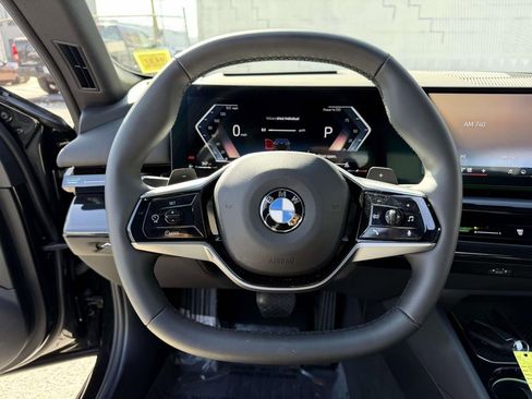 Used 2026 BMW 530i xDrive w/ Premium Package AWD/4WD image 24