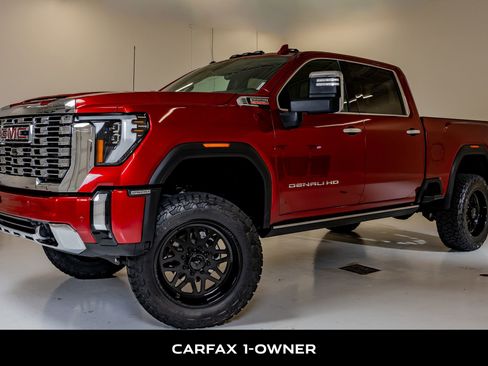 Used 2024 GMC Sierra 2500 Denali w/ Denali Reserve Package AWD/4WD image 5