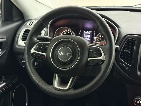 Used 2018 Jeep Compass Sport image 20