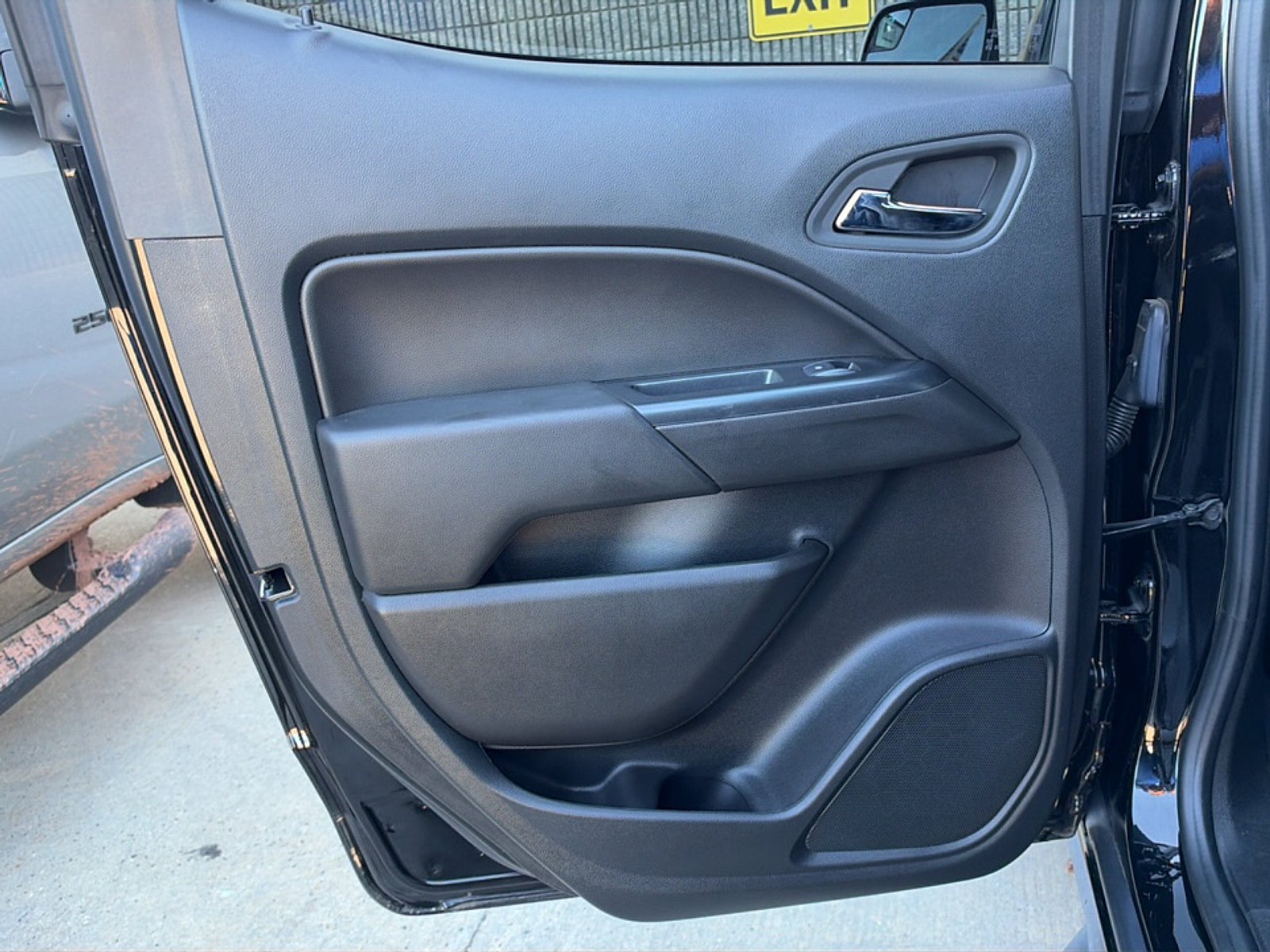 Used 2022 Chevrolet Colorado LT w/ Safety Package AWD/4WD image 22