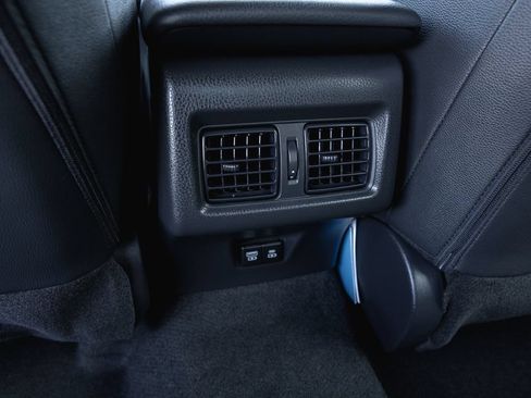 Certified 2025 Toyota Camry SE w/ Convenience Package FWD image 28