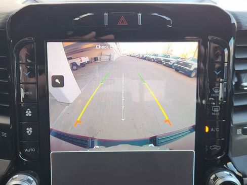 Used 2023 RAM 1500 Laramie image 15