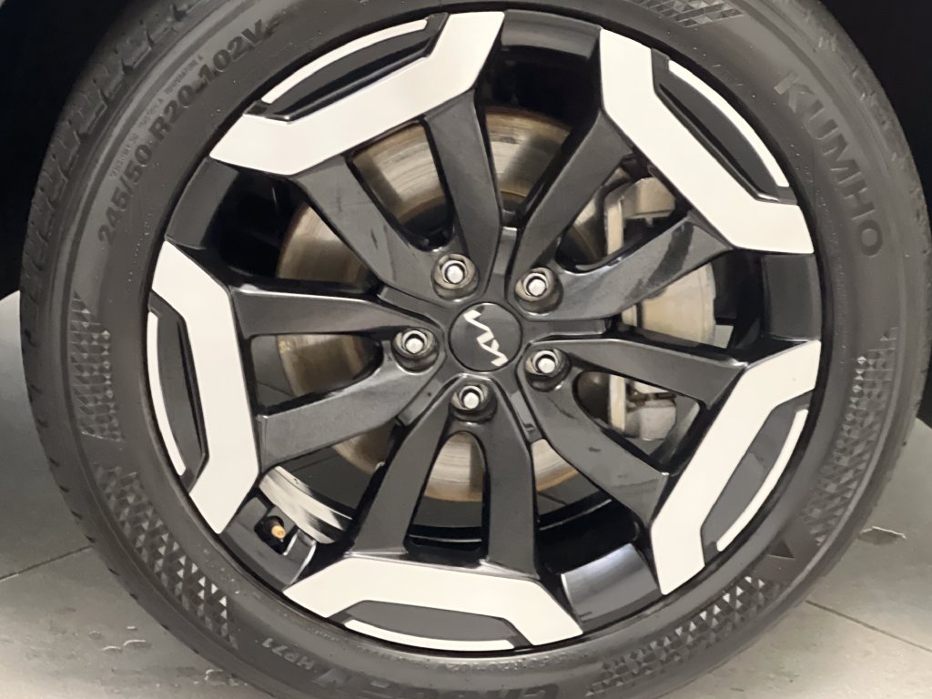 Used 2025 Kia Telluride S FWD image 85