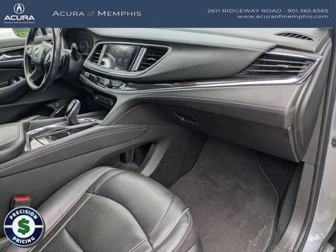 Used 2021 Buick Enclave Avenir FWD image 28