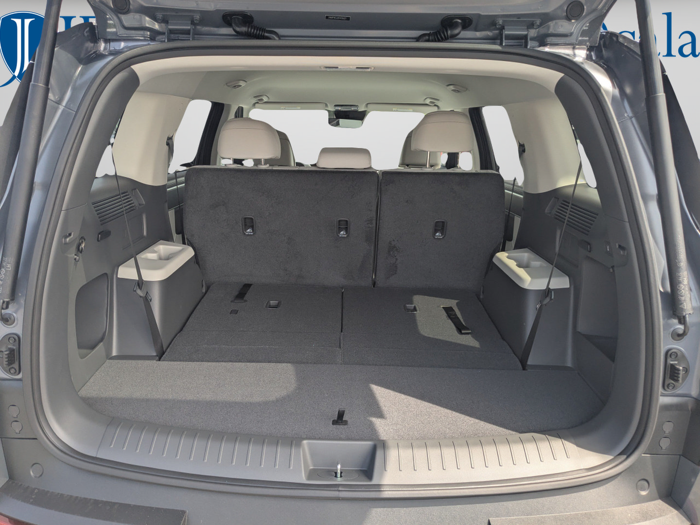 New 2027 Hyundai Santa Fe SE FWD image 11