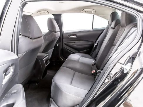 Used 2020 Toyota Corolla LE FWD image 29