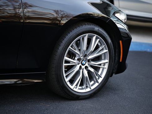 Used 2023 BMW 330i Sedan w/ Driving Assistance Package image 5