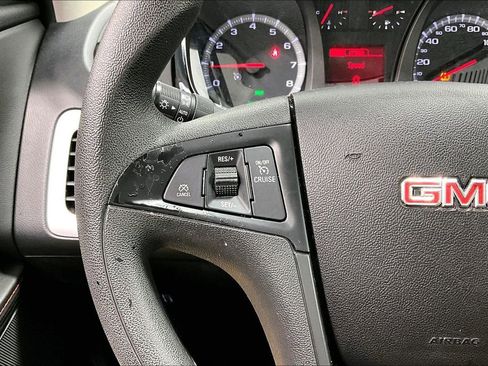 Used 2014 GMC Terrain SLE image 23