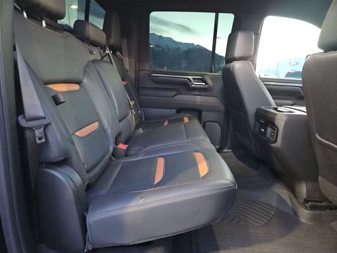 Used 2024 GMC Sierra 2500 AT4 w/ AT4 Premium Plus Package image 34