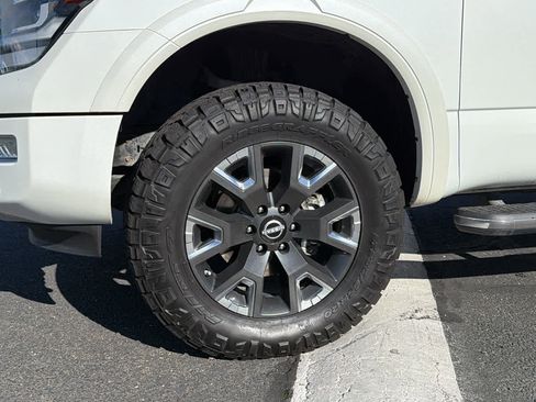 Used 2023 Nissan Titan Platinum Reserve w/ Moonroof Package image 9