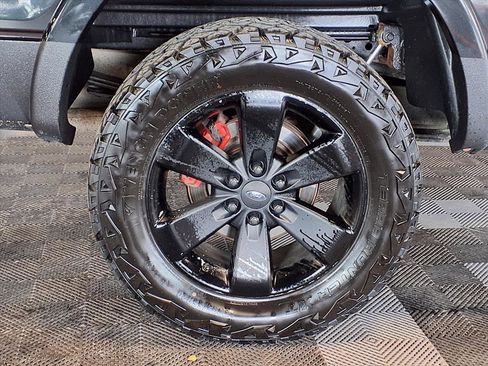 Used 2014 Ford F150 FX4 w/ Equipment Group 402A Luxury image 8