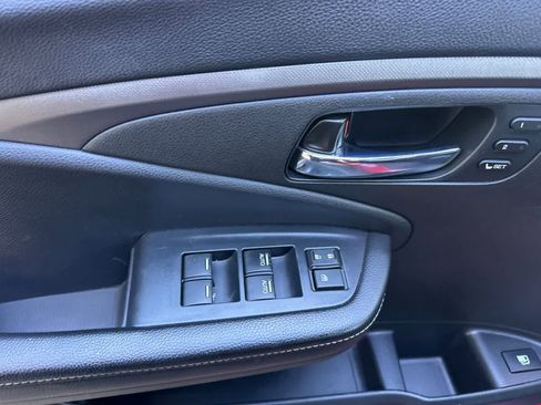 Used 2023 Honda Ridgeline RTL-E image 13