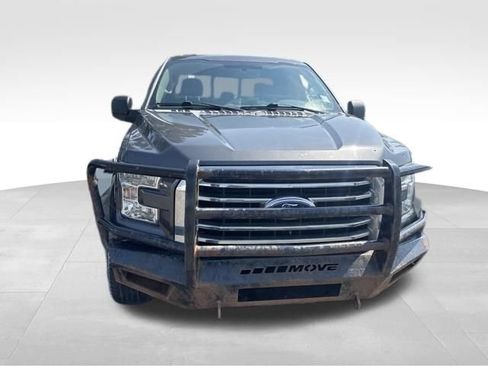 Used 2015 Ford F150 XLT w/ Equipment Group 302A Luxury AWD/4WD image 5