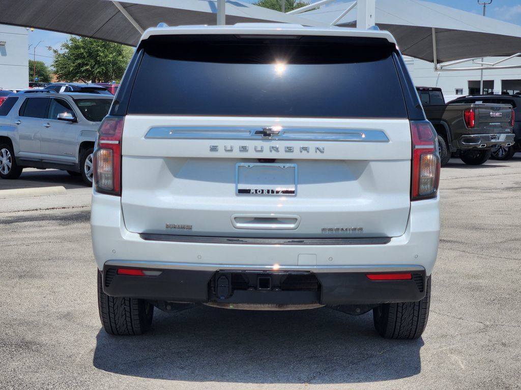 Used 2024 Chevrolet Suburban Premier w/ Premium Package RWD image 6