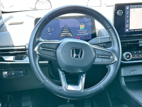 Used 2025 Honda Prologue Touring image 18