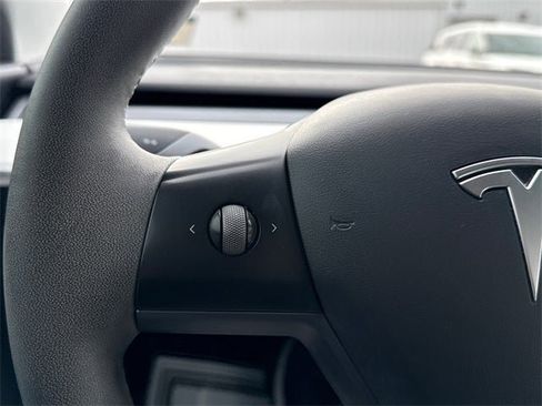 Used 2021 Tesla Model 3 Long Range image 31