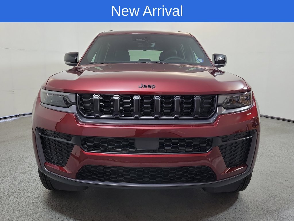 Used 2026 Jeep Grand Cherokee L 4WD image 2