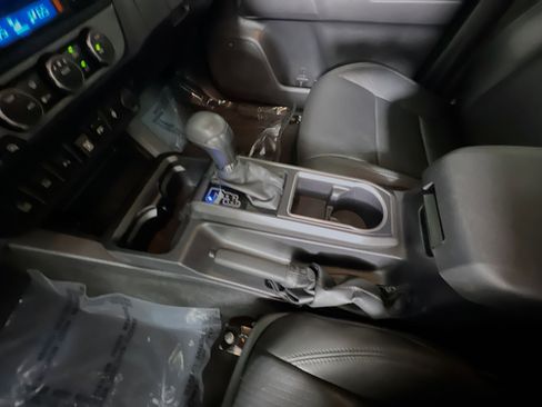 Used 2023 Toyota Tacoma TRD Sport w/ TRD Premium Sport Package image 24