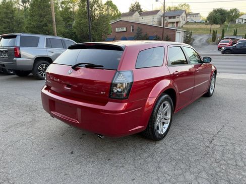 Used 2005 Dodge Magnum R/T RWD image 5