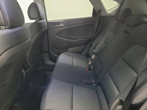 Used 2018 Hyundai Tucson Value FWD image 18