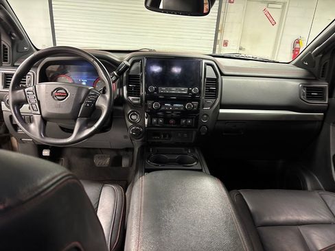Used 2021 Nissan Titan PRO-4X w/ Pro-4x Convenience Package image 29