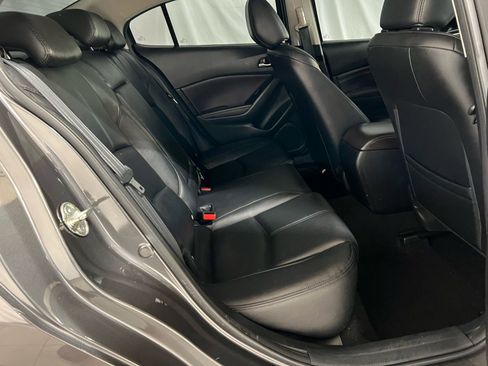 Used 2017 MAZDA MAZDA3 Touring image 14