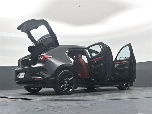 Used 2024 MAZDA MAZDA3 Hatchback w/ Appearance Package image 52