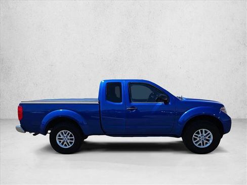 Used 2015 Nissan Frontier SV RWD image 4