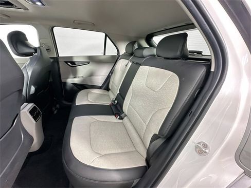 Used 2023 Kia Niro Wave w/ Wave Preserve Package image 27