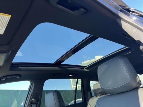 Used 2024 Cadillac XT6 Luxury image 20