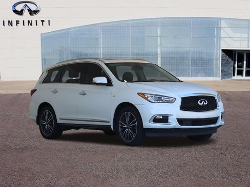 Used 2019 INFINITI QX60 Luxe w/ Essential Package AWD/4WD image 12