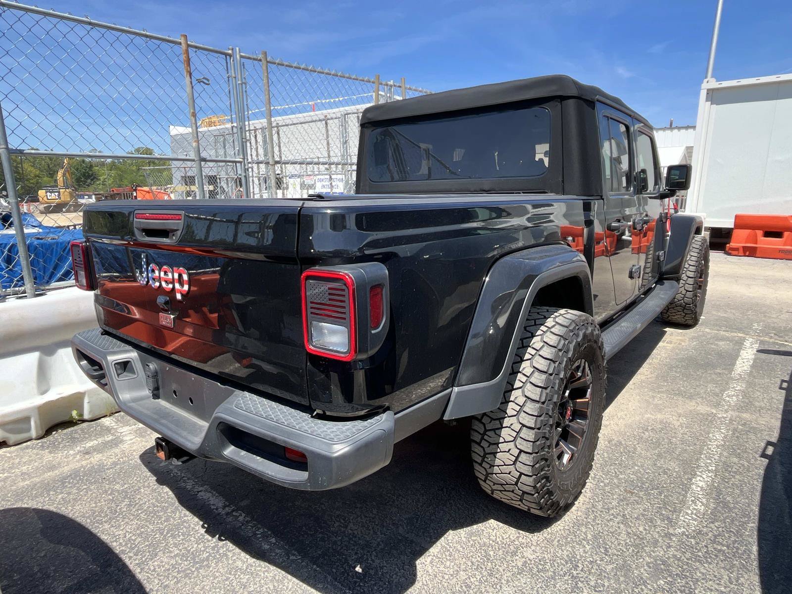 Used 2022 Jeep Gladiator Sport AWD/4WD image 6