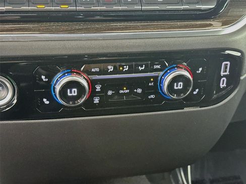 Certified 2024 GMC Sierra 1500 Elevation AWD/4WD image 17