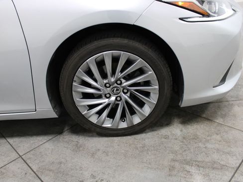 Used 2020 Lexus ES 350 350 Luxury image 34