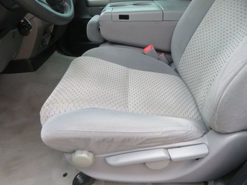 Used 2010 Toyota Tundra 2WD CrewMax w/ Tow Pkg image 20