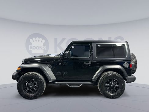 Used 2022 Jeep Wrangler Sport S image 2