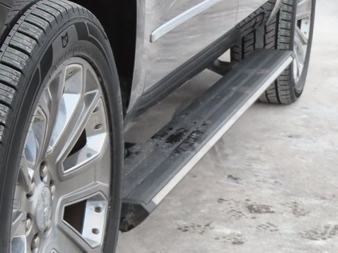 Used 2016 GMC Yukon XL Denali w/ Open Road Package image 18