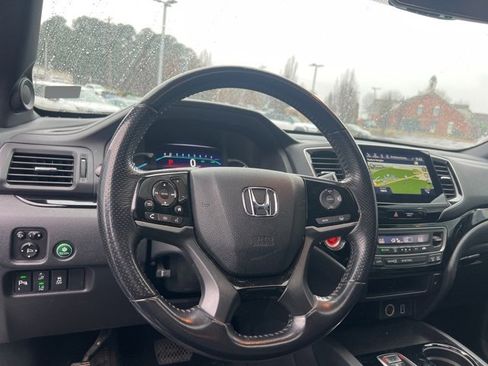 Used 2019 Honda Passport Touring image 17