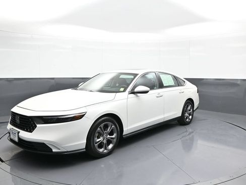 Used 2024 Honda Accord EX image 1