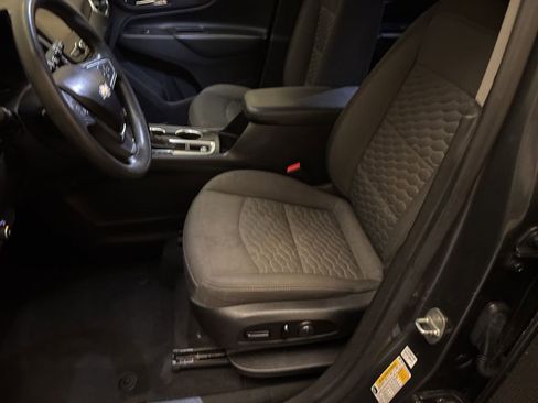 Used 2020 Chevrolet Equinox LT image 11